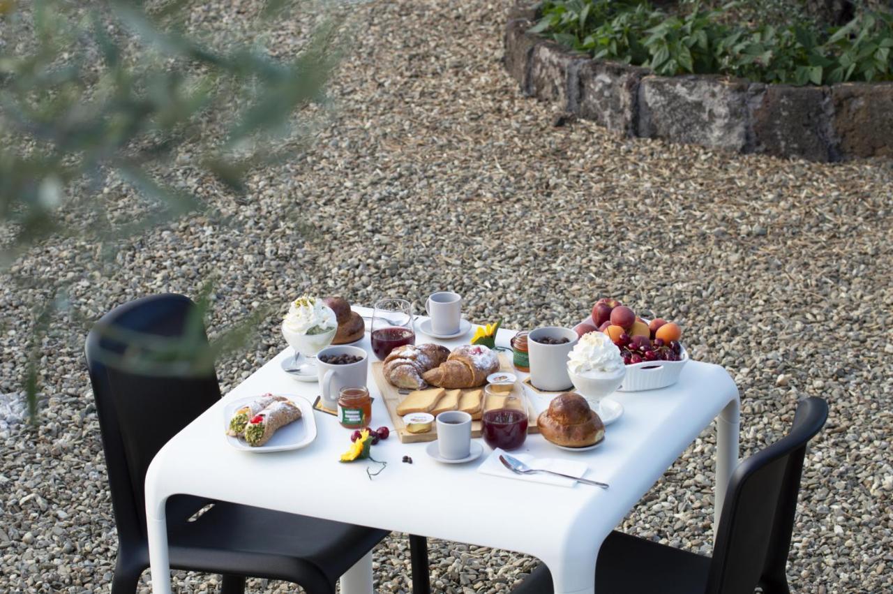 Bee Happy - Bed And Breakfast Цафферана-Этнея Экстерьер фото