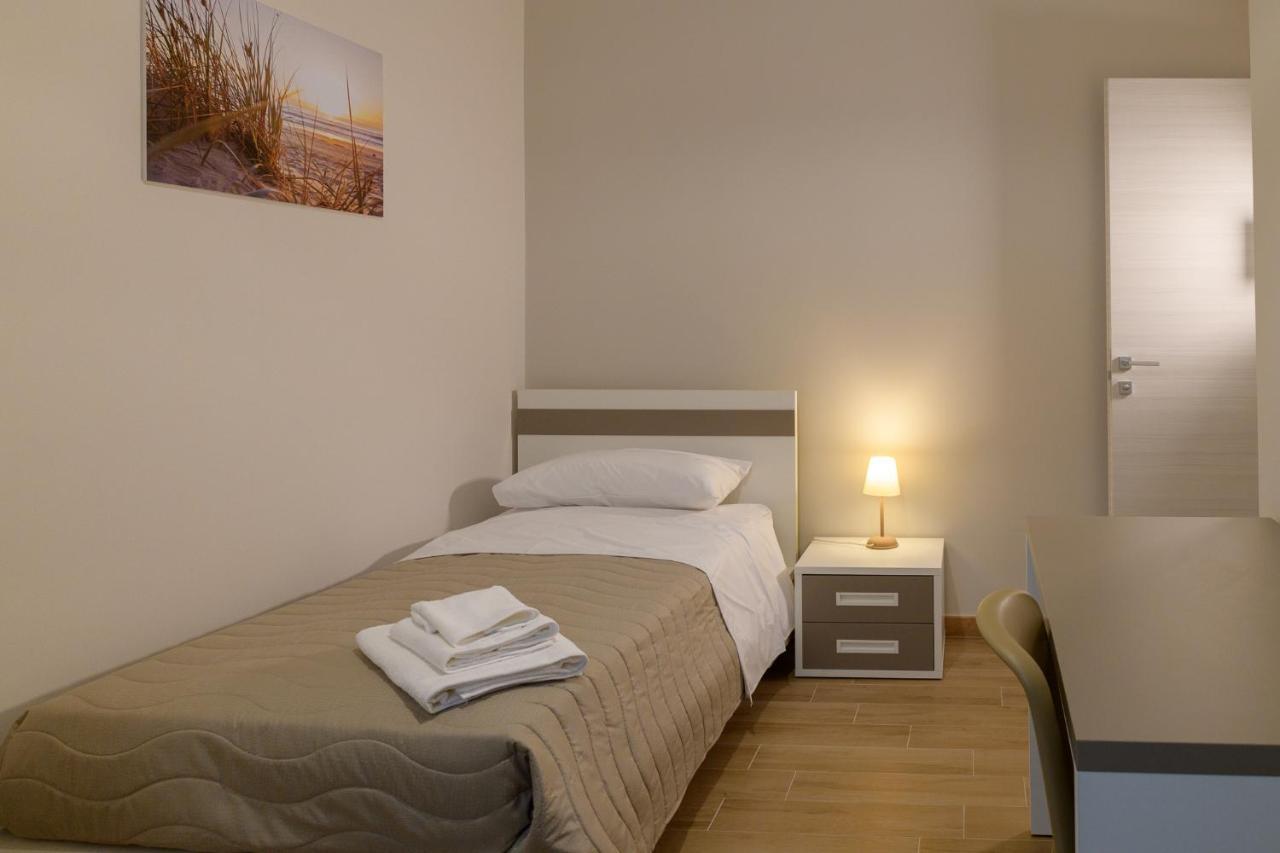 Bee Happy - Bed And Breakfast Цафферана-Этнея Экстерьер фото
